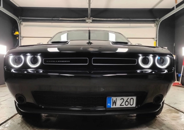 Dodge Challenger cena 135000 przebieg: 25980, rok produkcji 2019 z Radom małe 781